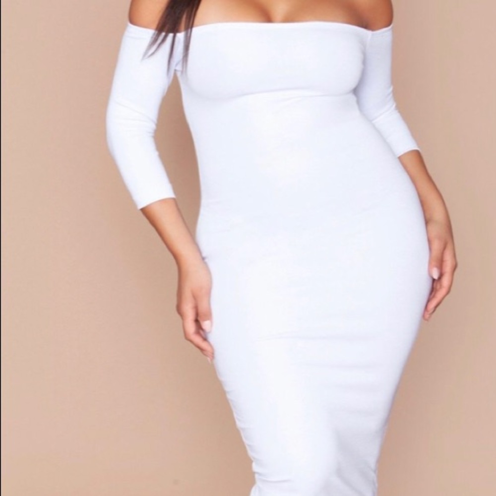 NWT never worn Rue 107 off shoulder tan bodycon